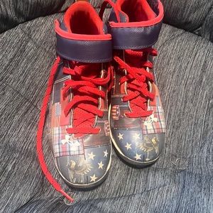 Boys baseball cleats Bryce Harper size 3.5